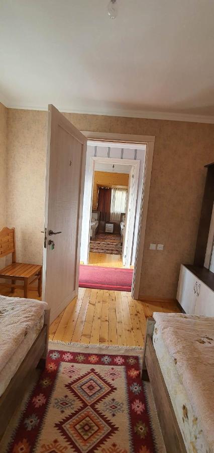 Betegi Guest House Местия Экстерьер фото